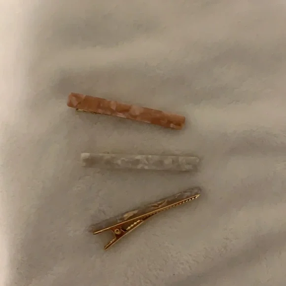 Set of 3 Barrette’s - Picture 4 of 8